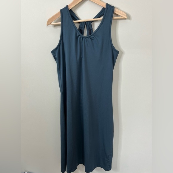 Title Nine Blue Sleeveless Athletic Dress Size Medium - Picture 1 of 6